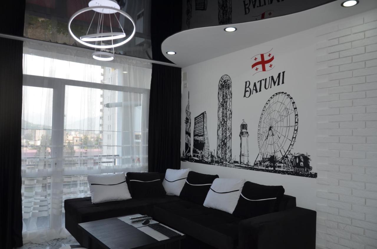 Appartamento Batumi Real Lux Esterno foto