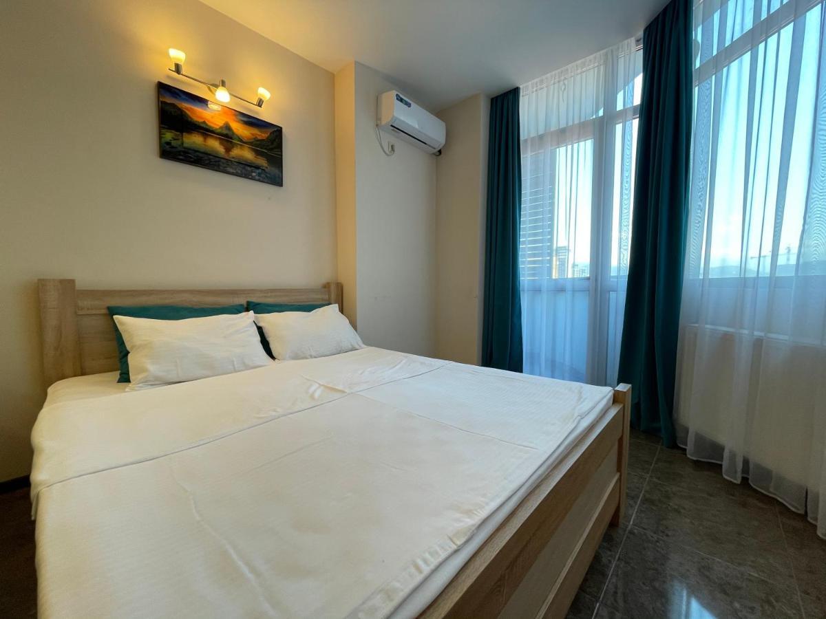 Appartamento Batumi Real Lux Esterno foto