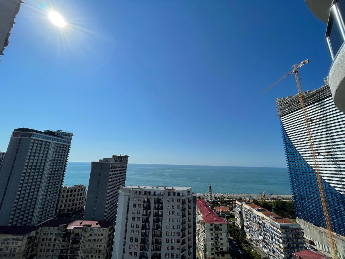 Appartamento Batumi Real Lux Esterno foto