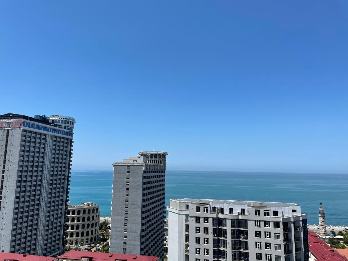 Appartamento Batumi Real Lux Esterno foto